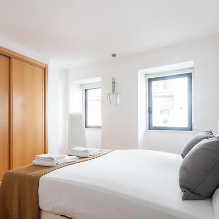 Flh Liberdade Contemporary Flat