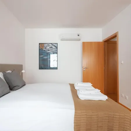 Daire Flh Liberdade Contemporary Flat *